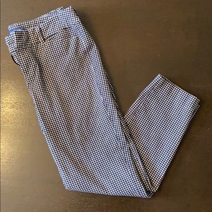 Like New Old Navy Pixie Mid-Rise Pants